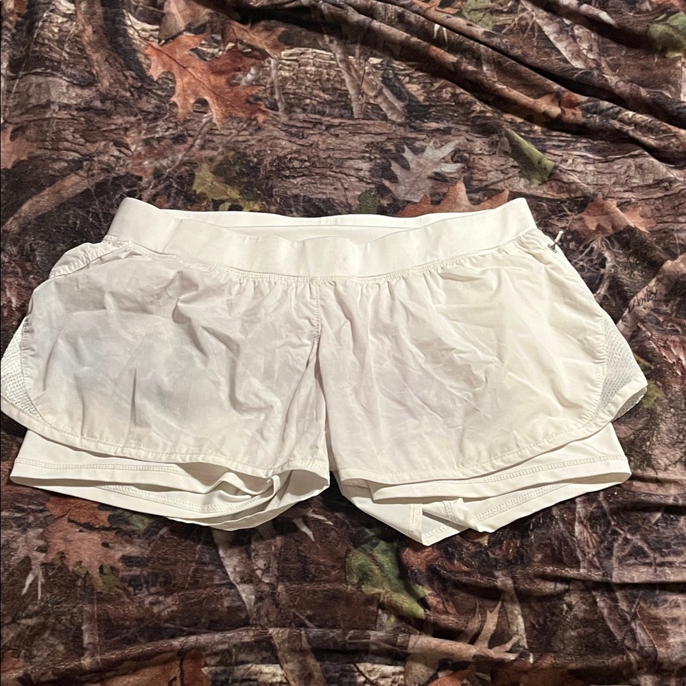 Maacie Maternity Running Shorts - Size M